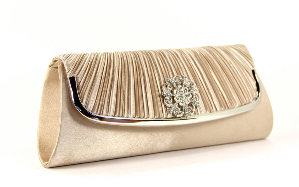 Hire Handbags To Make Wedding Guests Look Great Designer Purse Hire Handbags To Make Wedding Guests Look Great Designer Purse Rental Creates Unique Photographs